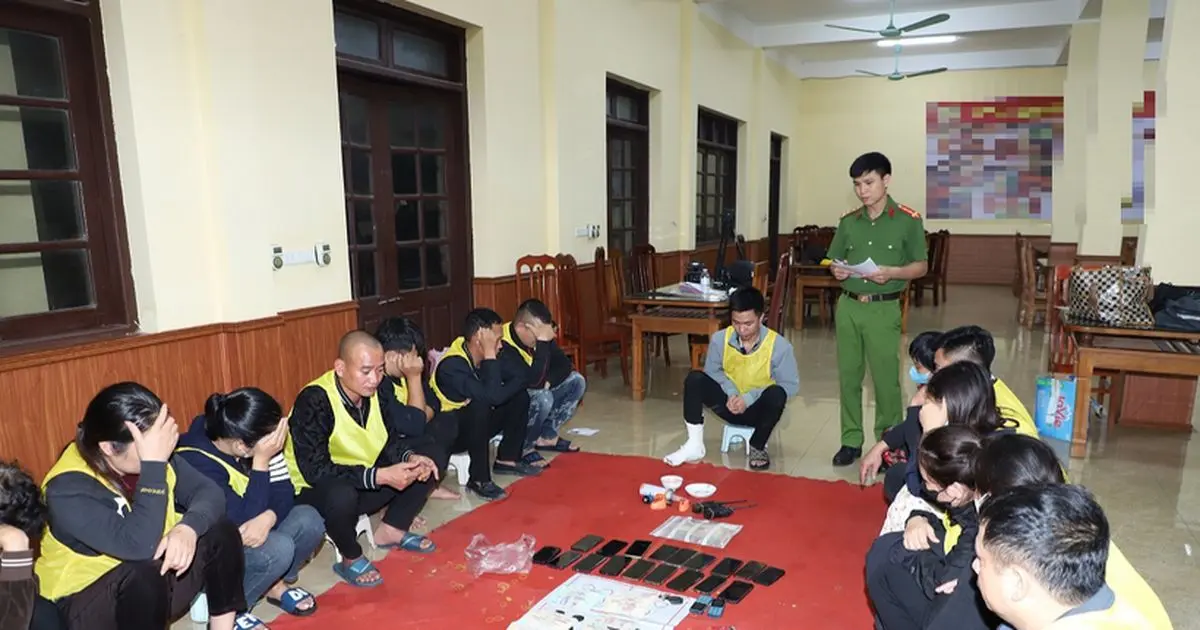 0rxepe canh sat dot kich soi bac tai nha nguyen thi hien bat giu 21 doi tuong 06533947 1762325646