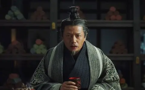 0ttr9r tan thuy hoang 4 1761811911710843906735 0 34 386 652 crop 17618121257131031316296