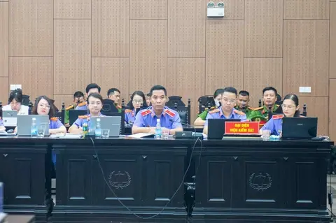 2tldo3 danh bac pullman 4 17617123245751264962882