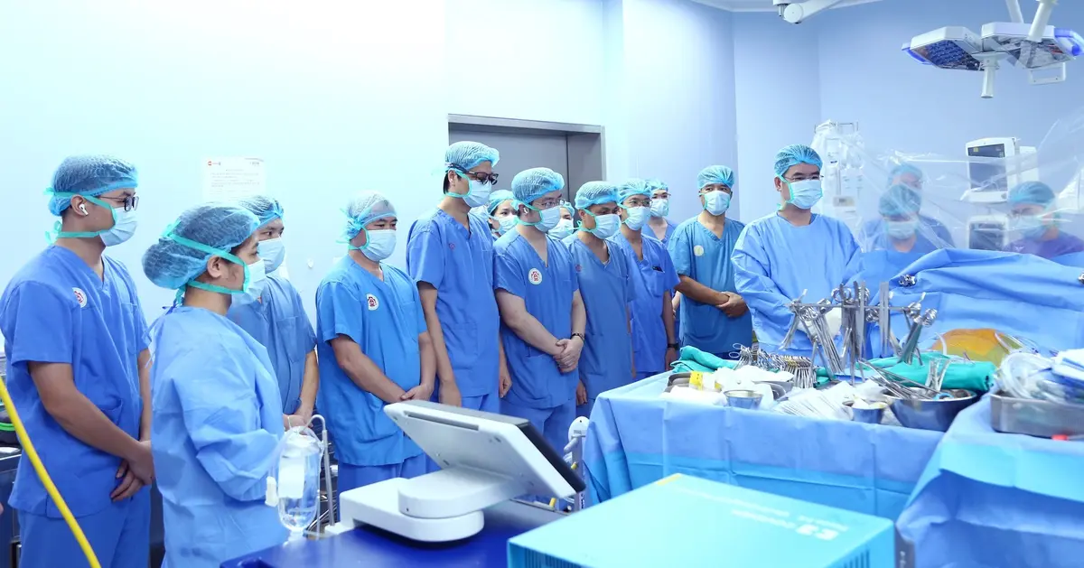 6aoos1 tri an nguoi hien 1762746089842633236534 349 0 1690 2560 crop 1762746445206146644780