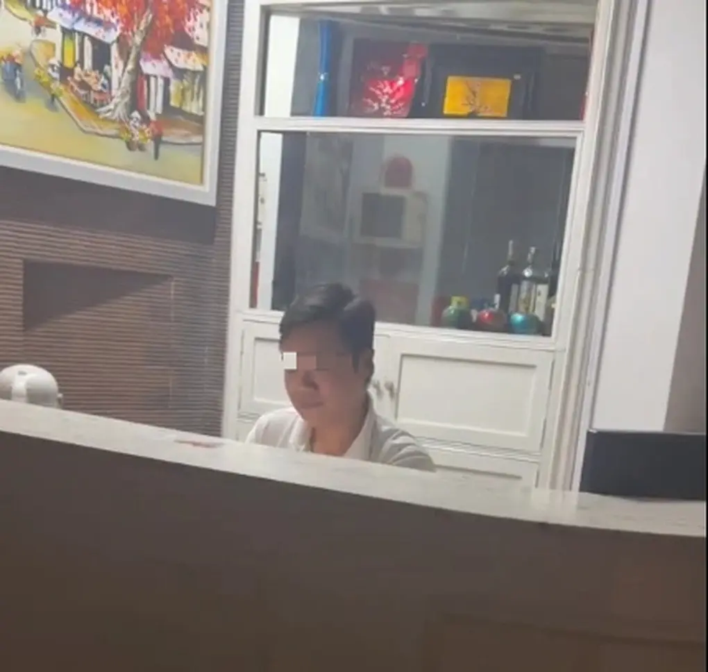 87m3m8 xon xao khach san o ha noi tu chjpg 1762849319584