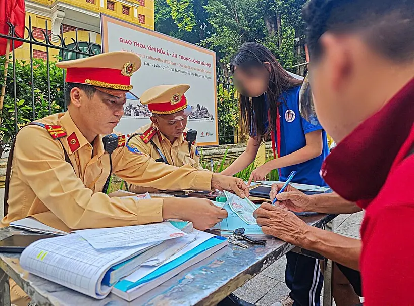 8fecnl 1764937999589066496 1764222301714364429076 16004887