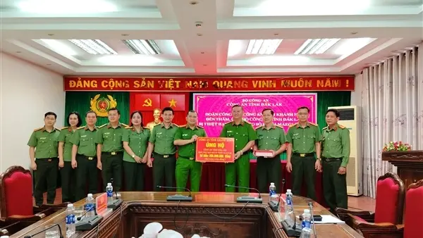 8sd7co z7208812051387 0af9cbe20e16d96f2 1762764628058