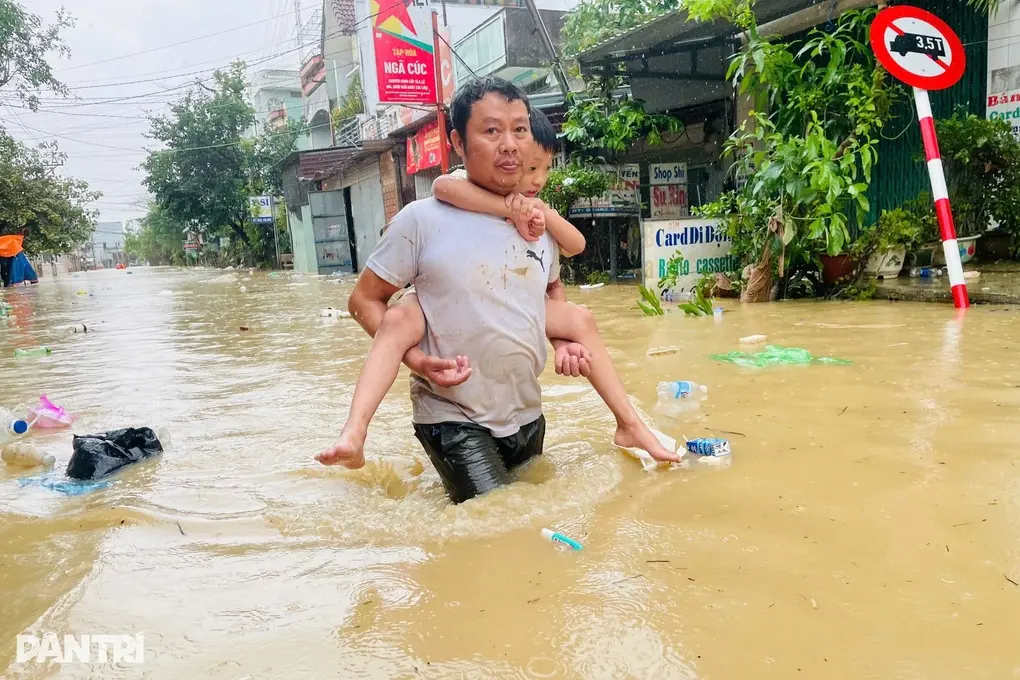 8uwzlb ho tro khan cap 700 ty dong cho 4 tinh khac phuc thiet hai mua lu 1763689160189