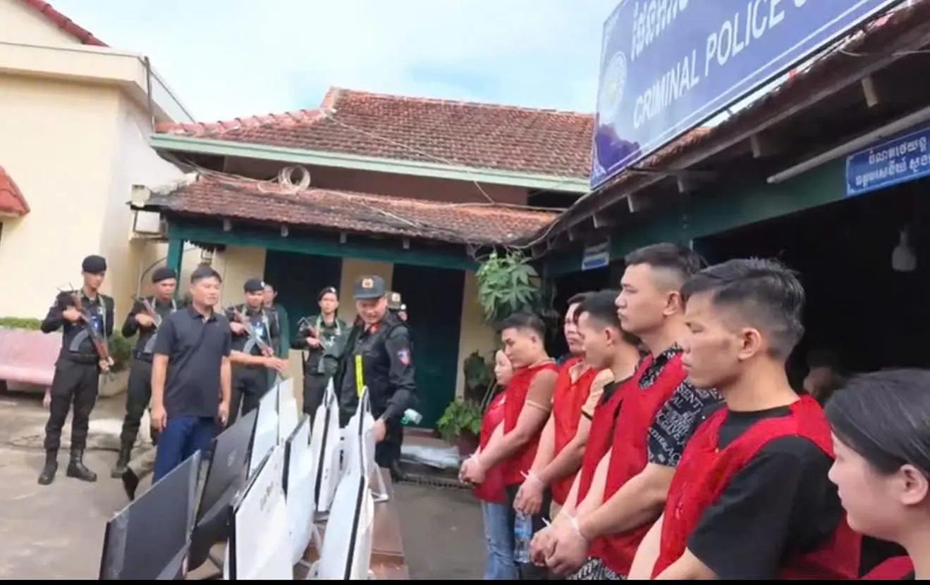 agzlnf 6901febd08dcb36fd59e0026