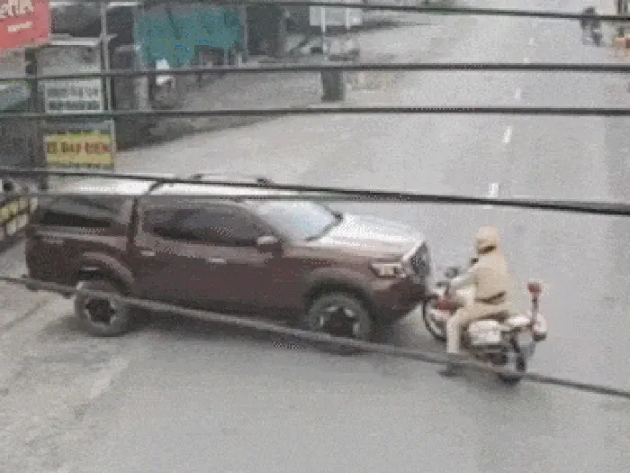 aho3yw tong csgt 1 17642330848961351627379 59 133 344 677 crop 1764233185085333971907.gif