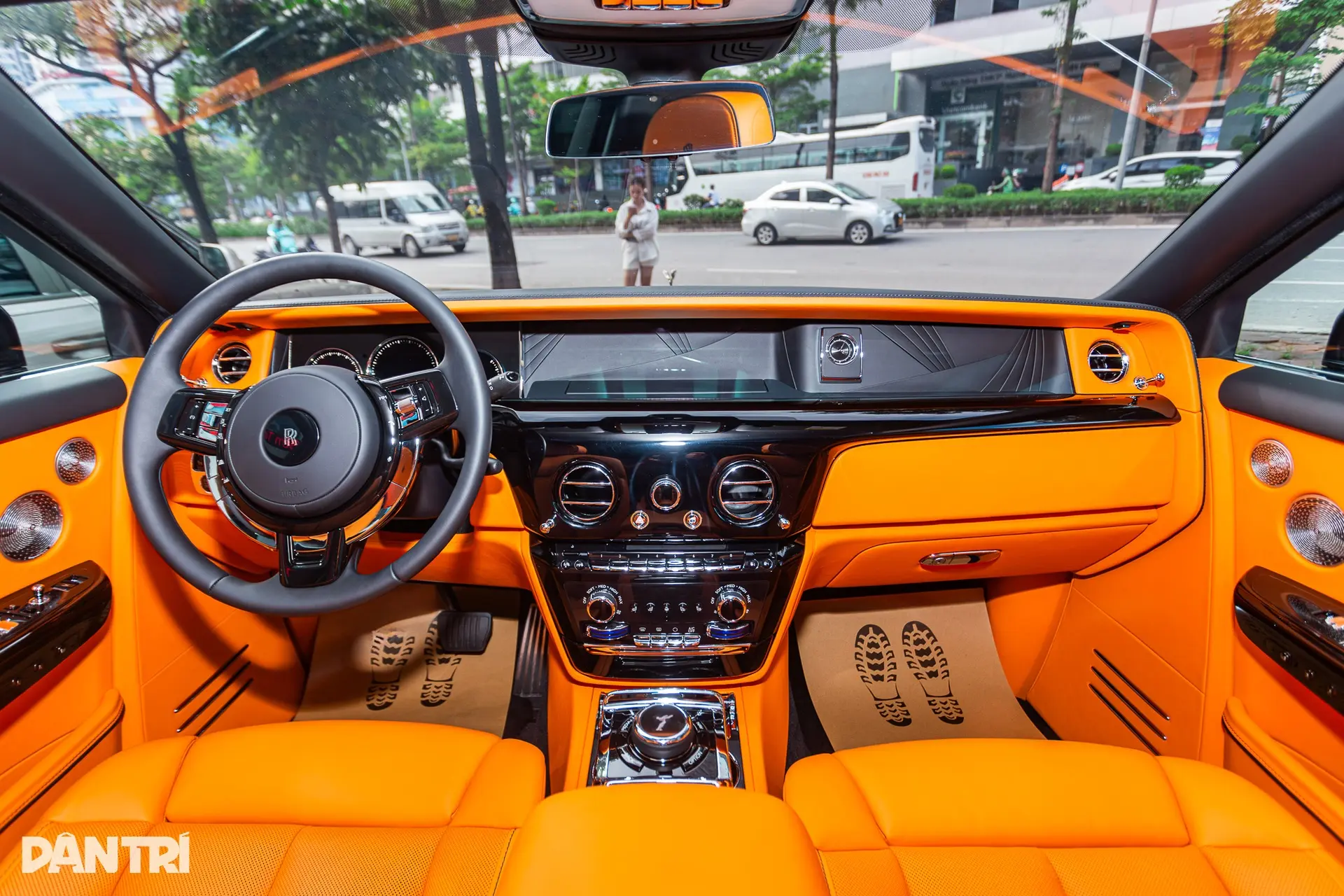 amc73d phantom viii 10jpg 1763699633888