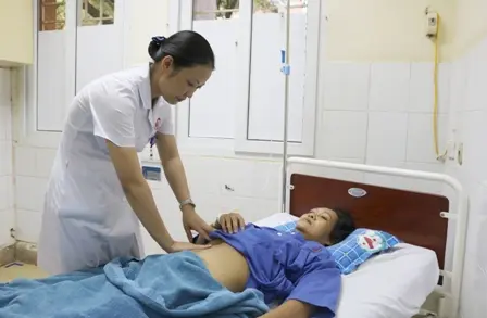 bij9k0 cuu kip thoi me va thai nhi 31 tuan bi tien san giat nang1564472179