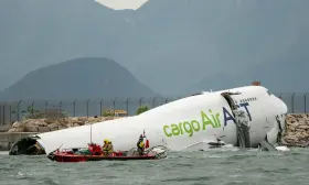 cy2td3 20251020t024122z192992424mt1zu 4511 5841 1760934907