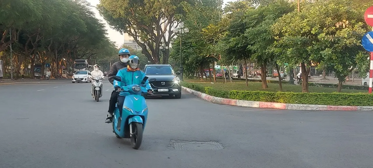 da1se3 ha noi lanh ve dem sang som