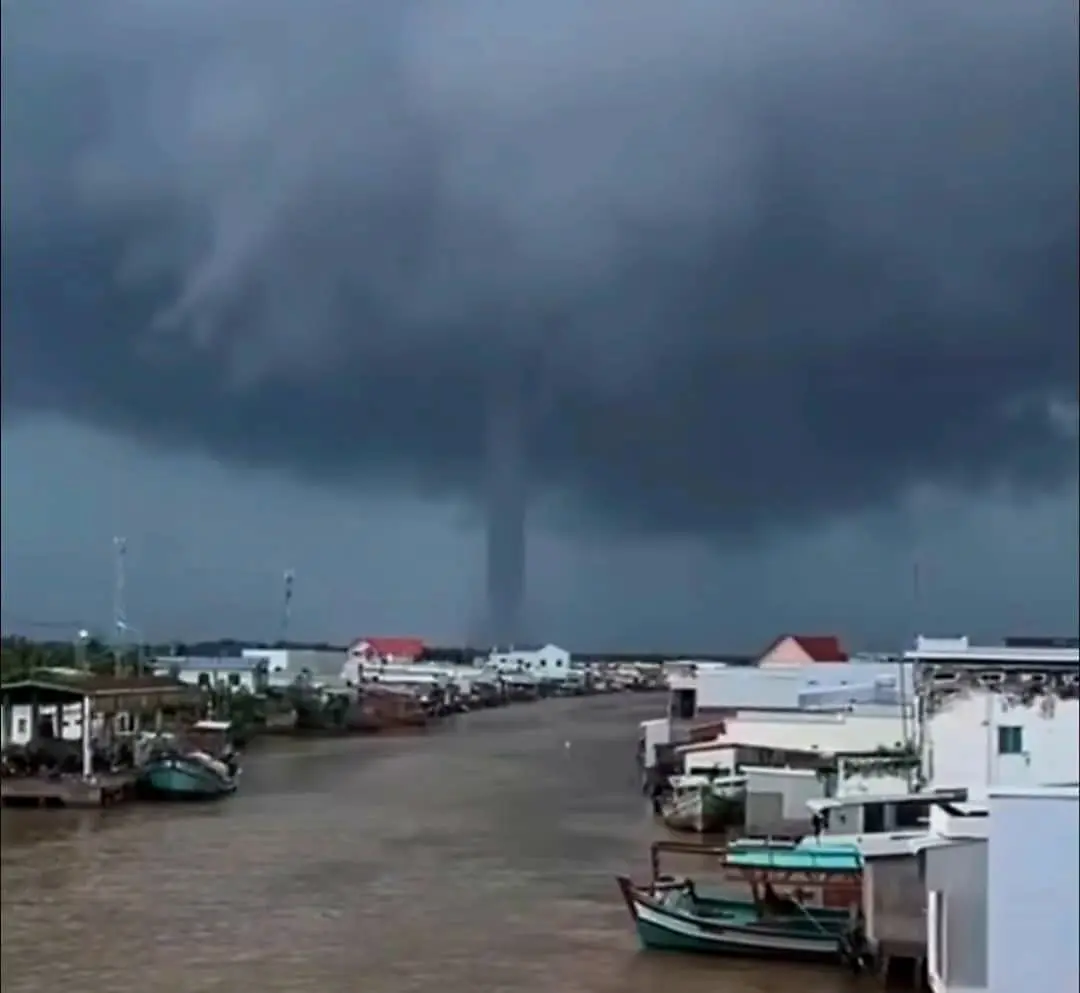 dersa3 7c6a8855 8908 4fbc 9473 bc48ca06a848 17630255002284104287