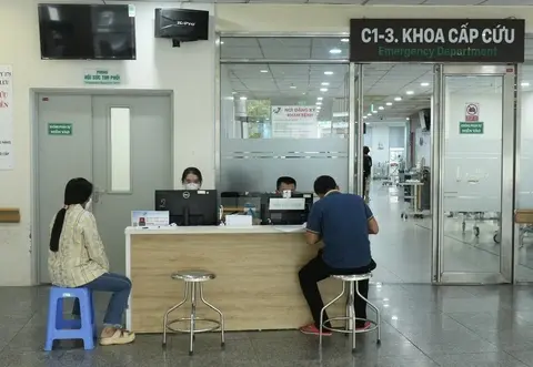 ezknq7 khoa cap cuu bv quan y 175 17626814786241000029439