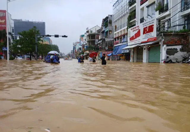 fthdqh 1761987370 mua lu lich su o mien trung thang 11 16770 width640height444