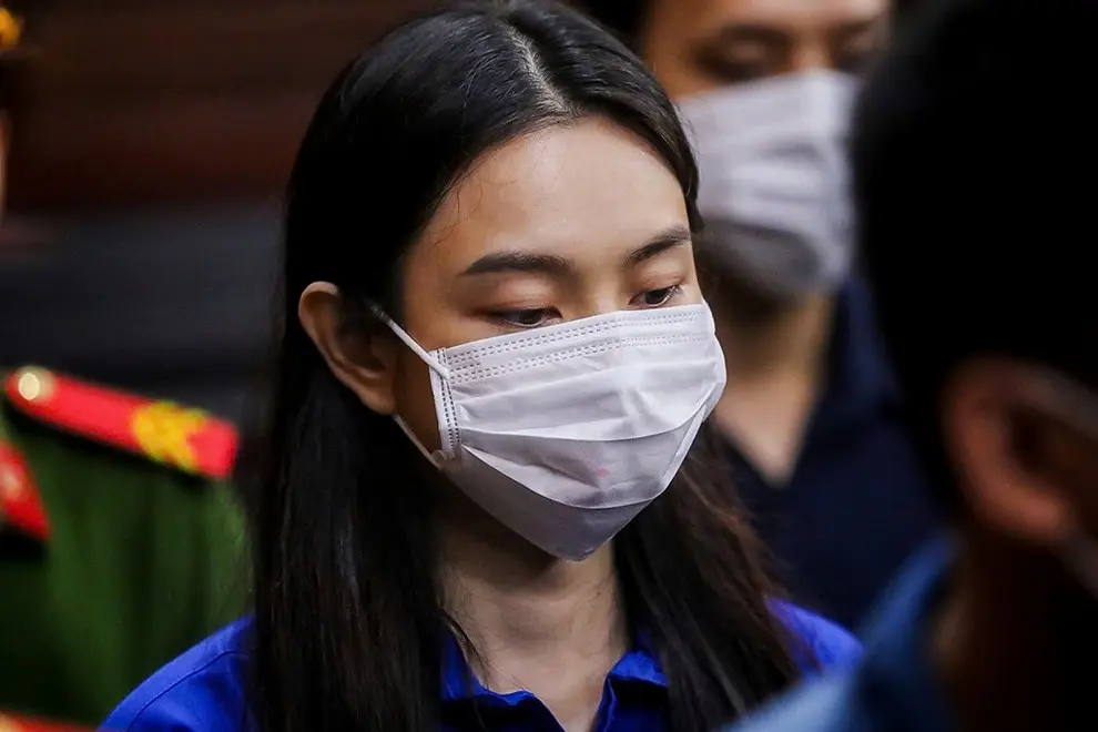 hjs70c hoa hau thuy tien khai bat ngo truoc ket qua giam dinh cua keo kera 1545