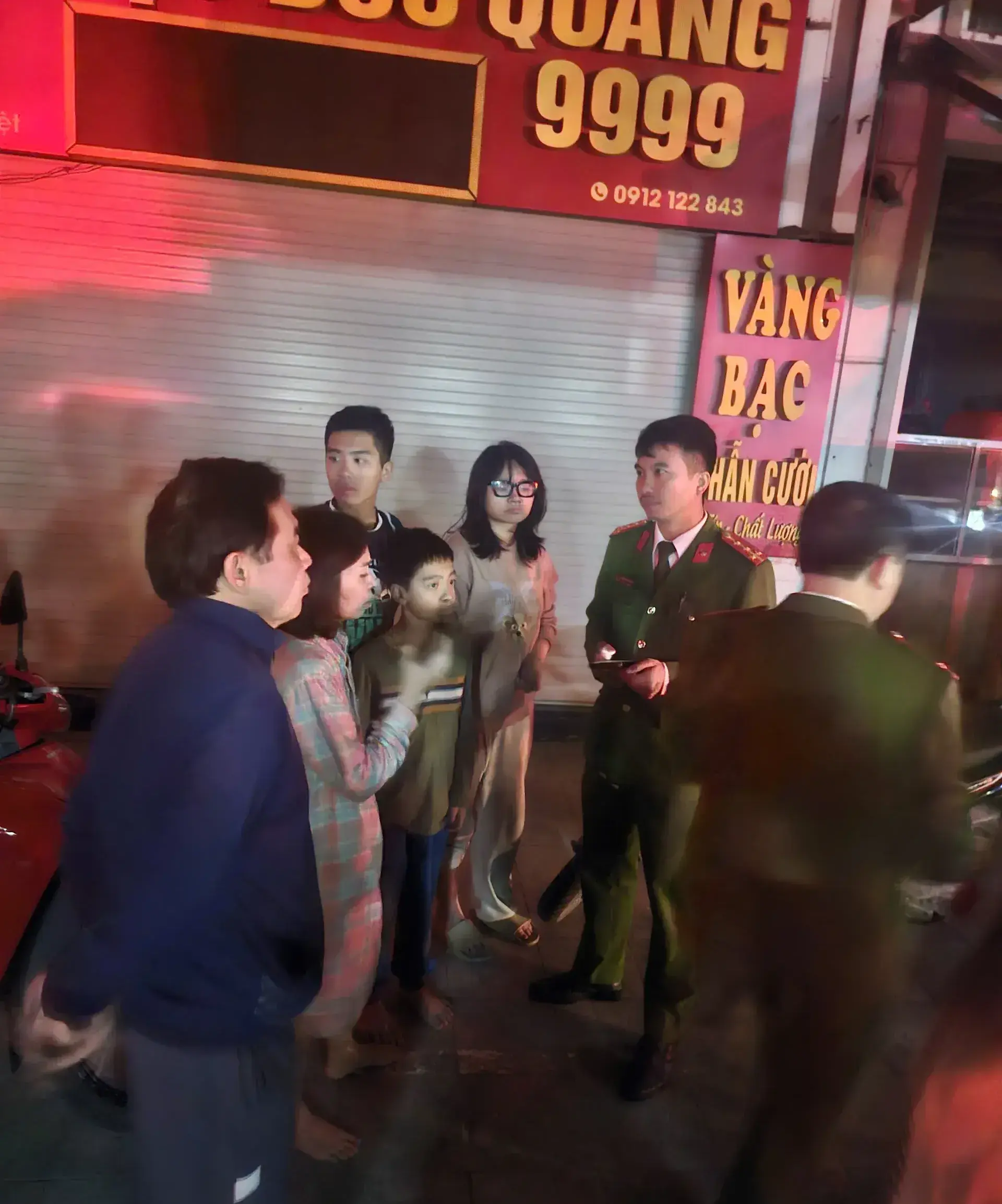 hjwnek z7256217191774 49db05fb2ea5f2b0f0aaea31c00a802a 1763953177 webp 1763953201