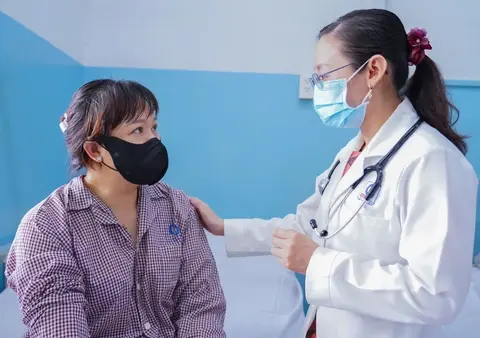 hwcukg ngo doc banh mi 1762922710978132639349