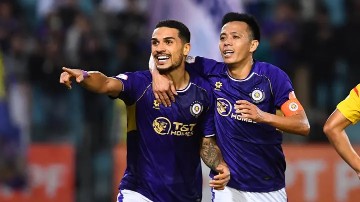 hyuor5 ha noi fc hoang hen van quyet 21110881