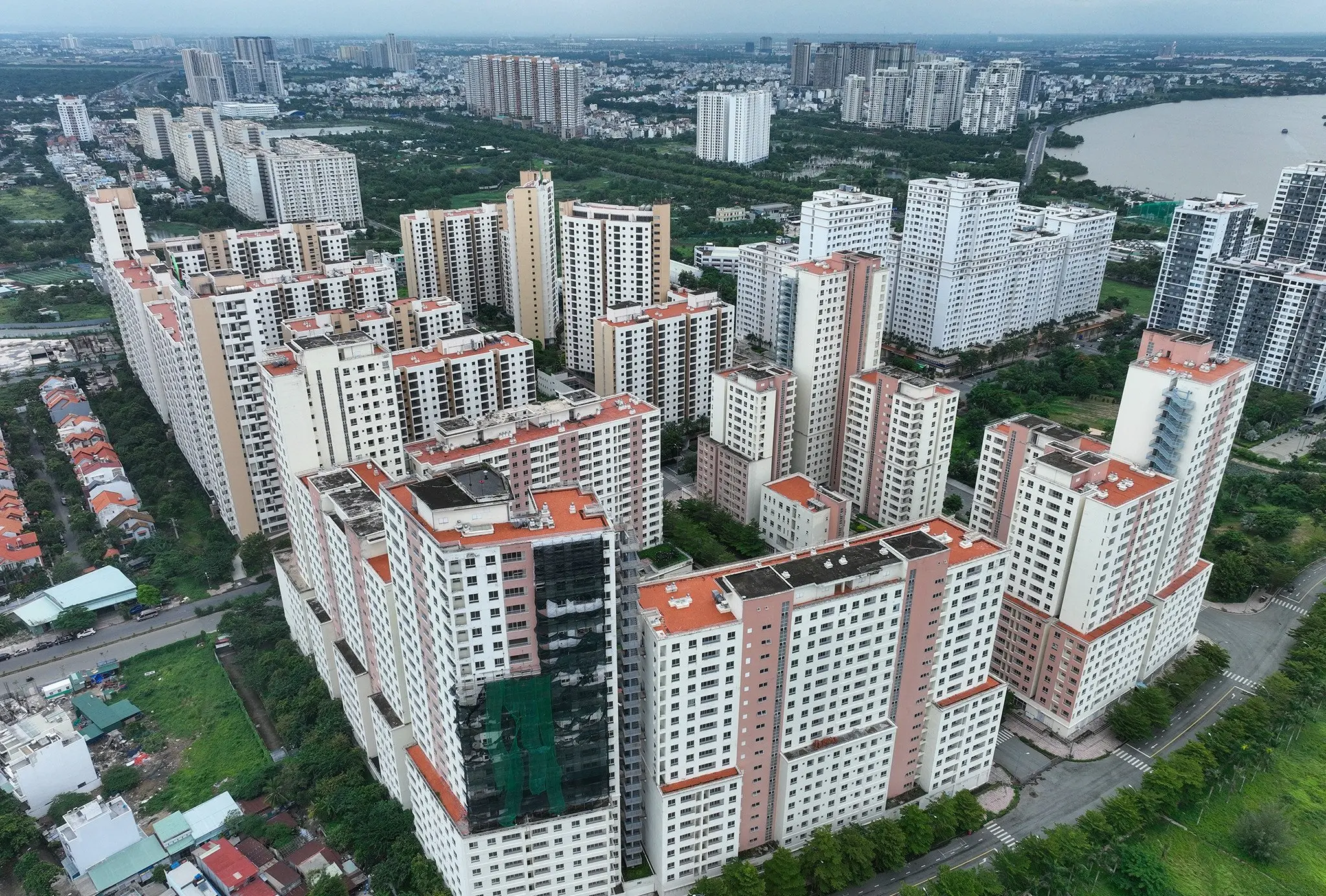 jhwdd5 ho tro bang tien tu lo cho o moi