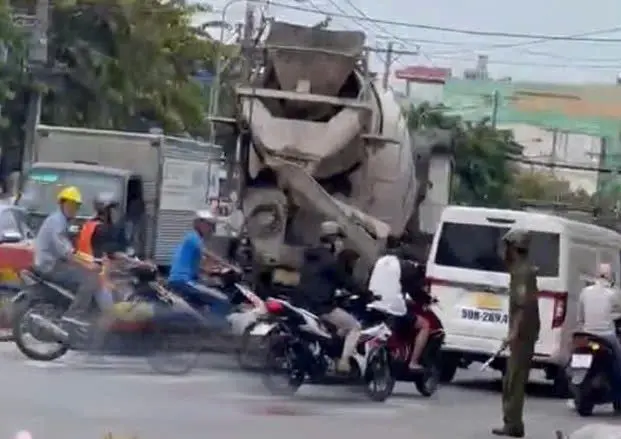 l9isni Tai Nan Xe Bon 3