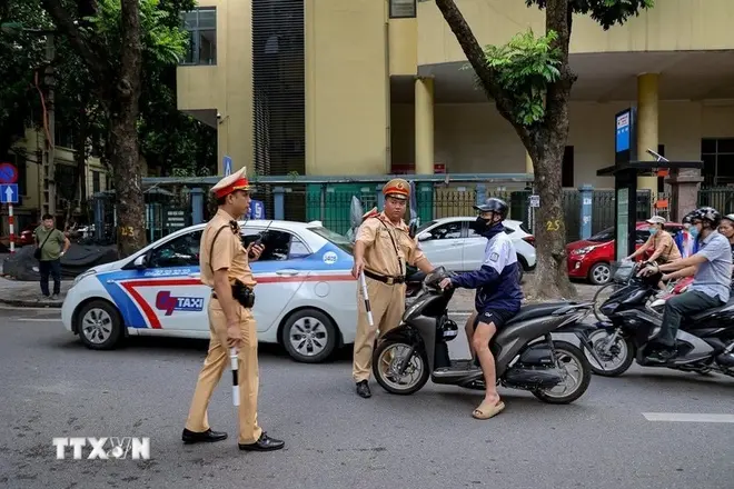 lmp89h hoc sinh vi pham giao thong 3