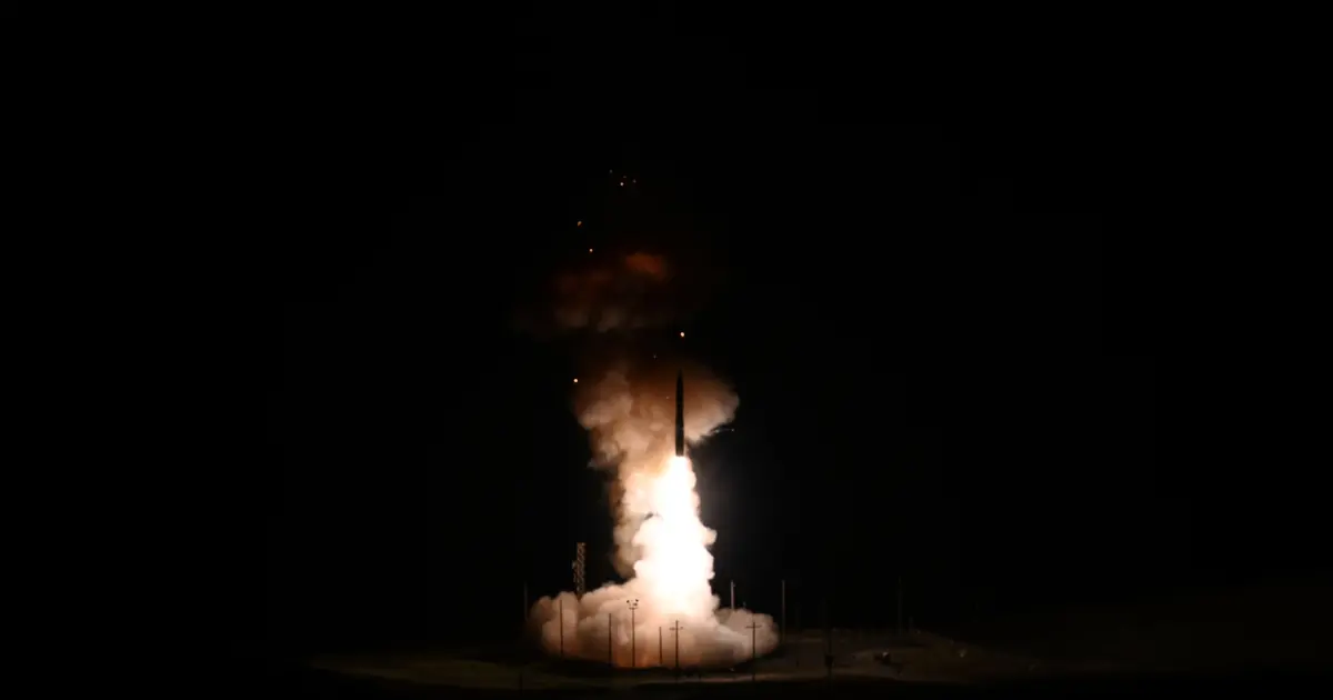 m0s85a my phong thu ten lua dan dao xuyen luc dia icbm minutemaniii 8689 8338