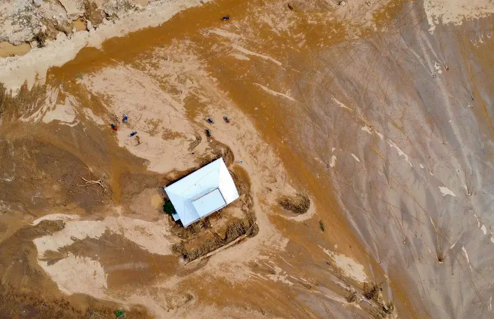 m9dy9d vo ho chua nuoc 1 7475 4426.jpg