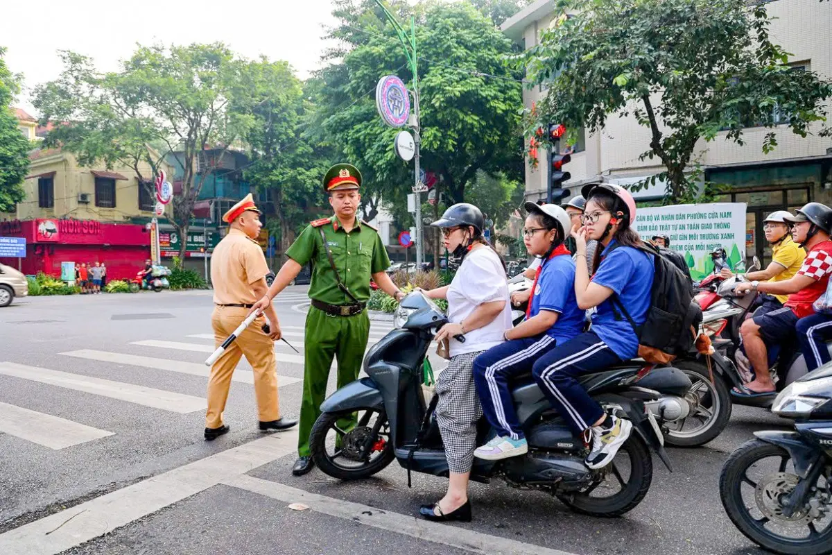 or1xgf ha noi xu ly hon 3100 hoc sinh vi pham giao thong trong cao diem thang 112025 20251127135022