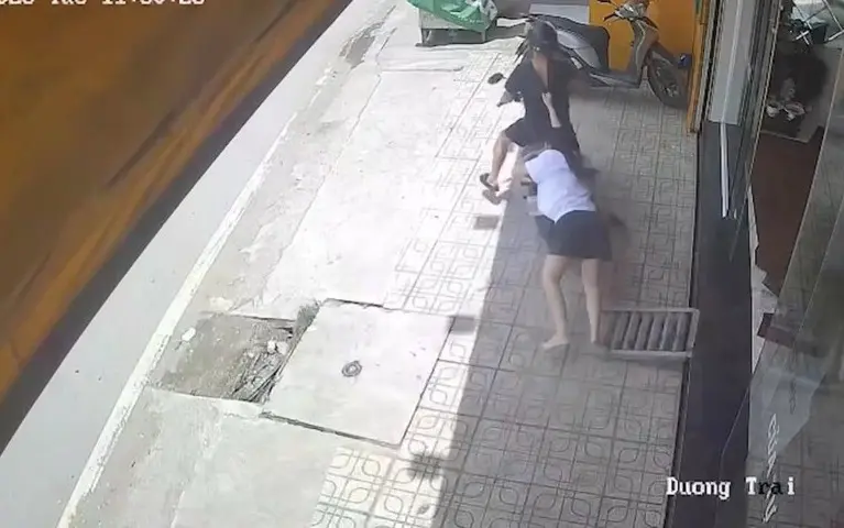 prwcek cuop 1753916754974685701008 2 0 515 820 crop 17539167722231025267203 33 53 513 820 crop 17539167880181733848065