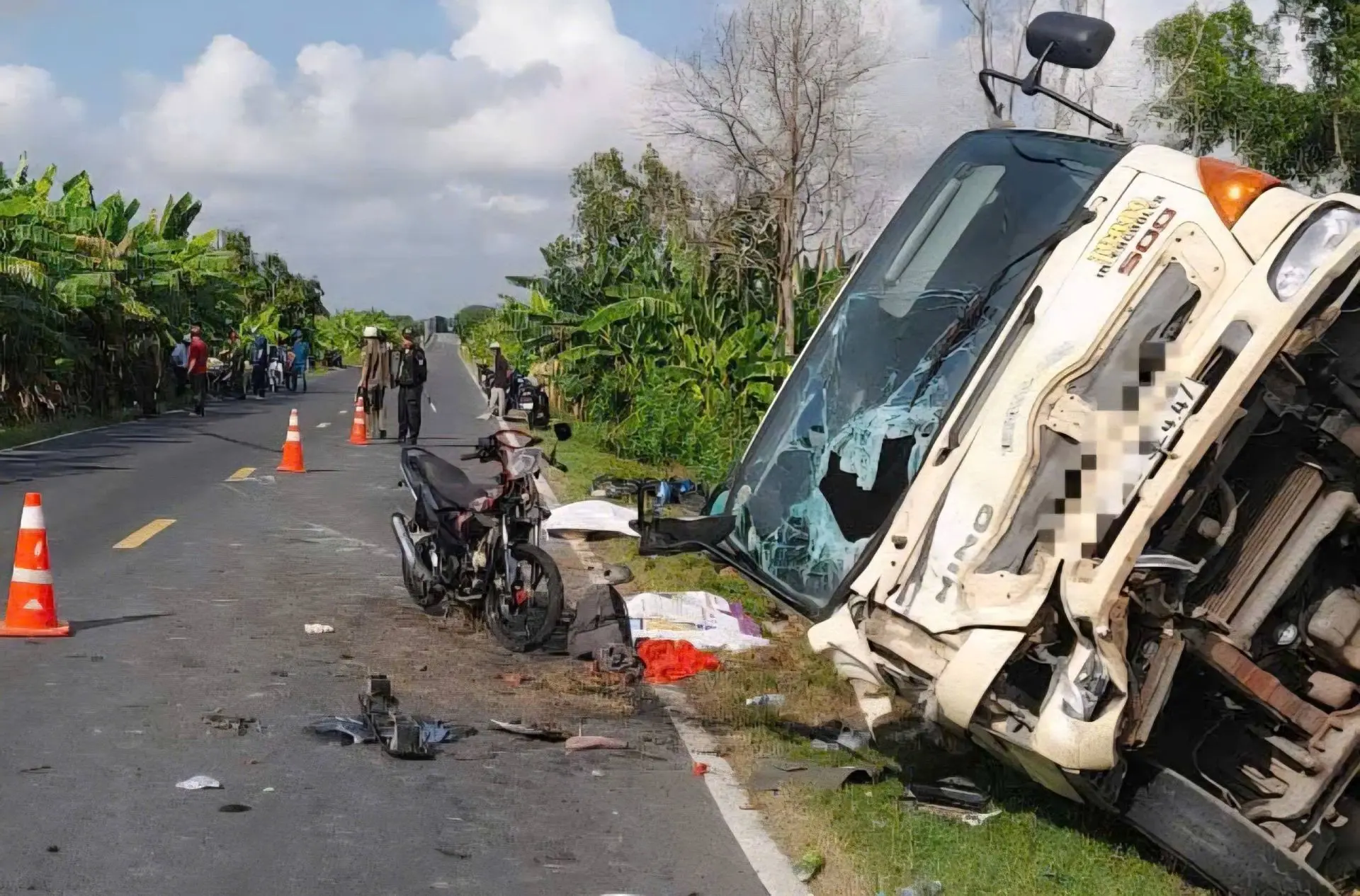 qhagb0 tainangiaothong 24 11 25 1764131477