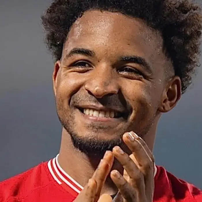 qjxwwv xuan son 17619677425851431761794 49 0 552 960 crop 17619678061661407367885