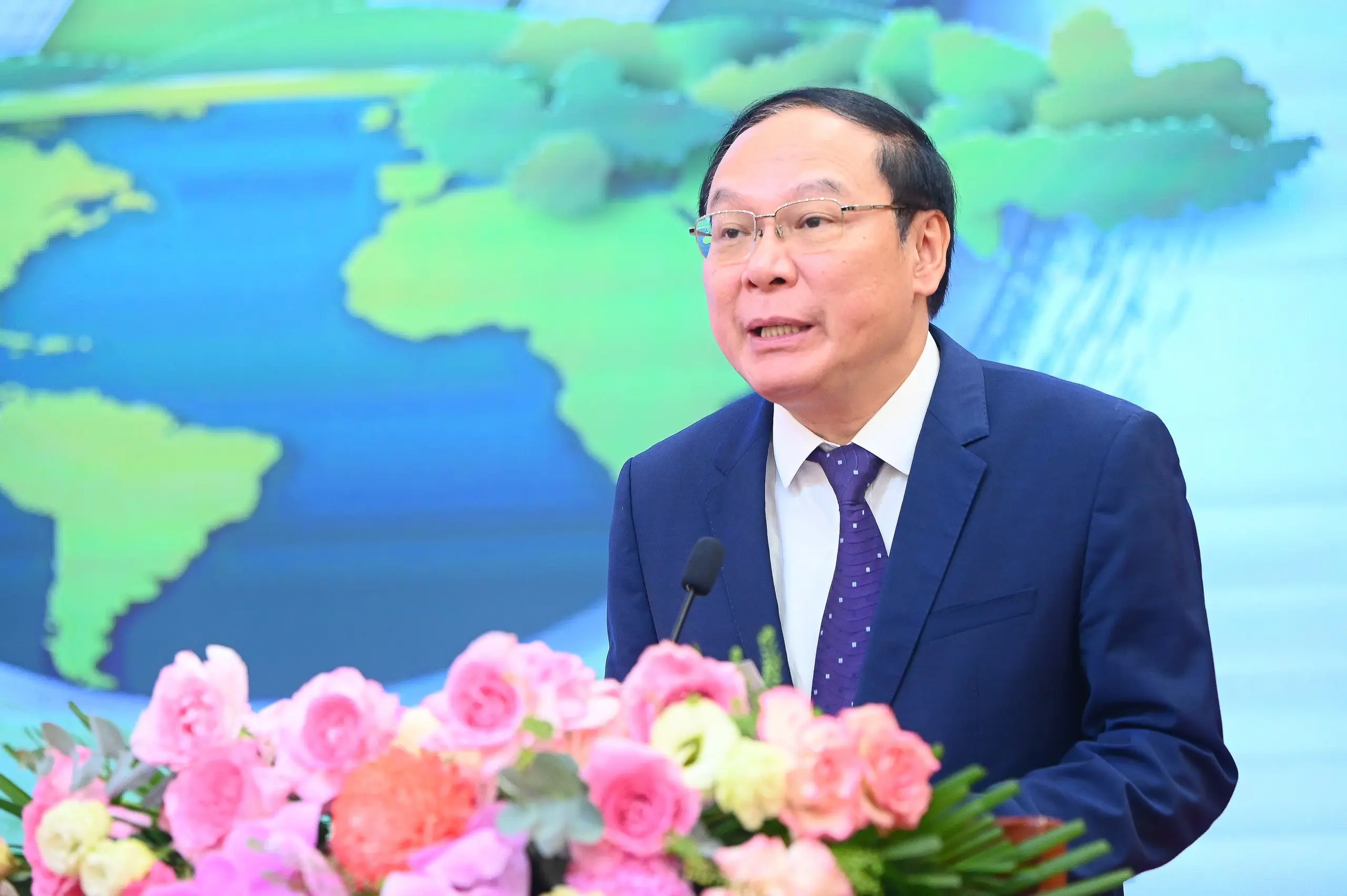 sqncke thu truong le cong thanh 1762498116876807369604