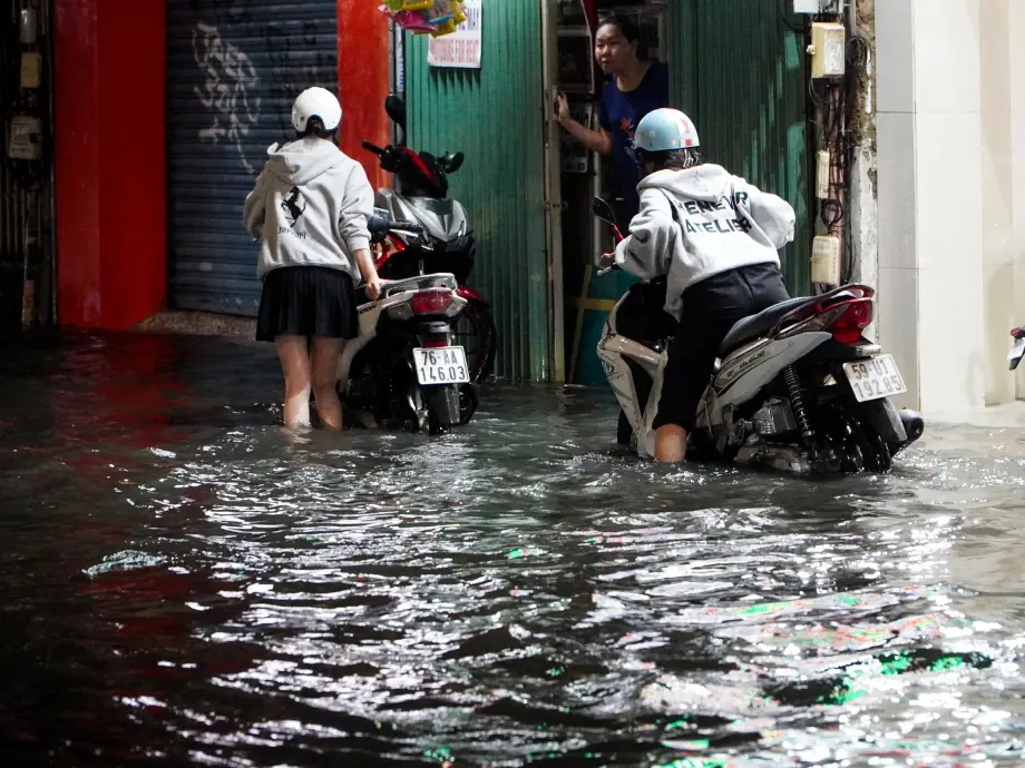 ue5ut9 PhotayBuiVien 2 1762606174 1762606796 1762607252 1762608974 1762609026