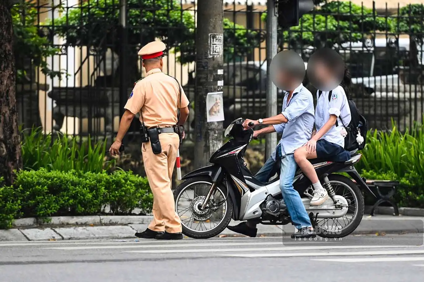 v2tc34 To Cong Tac Dac Biet