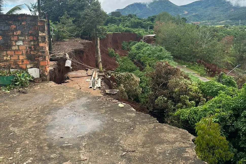 vj28cr anh 1 gl 39607769320469333906061