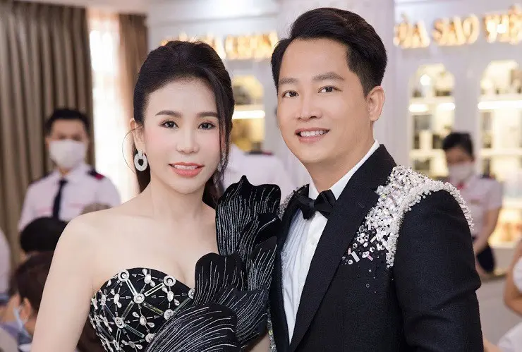 vygr2x Vo chong 2 1752049488 436 width740height499