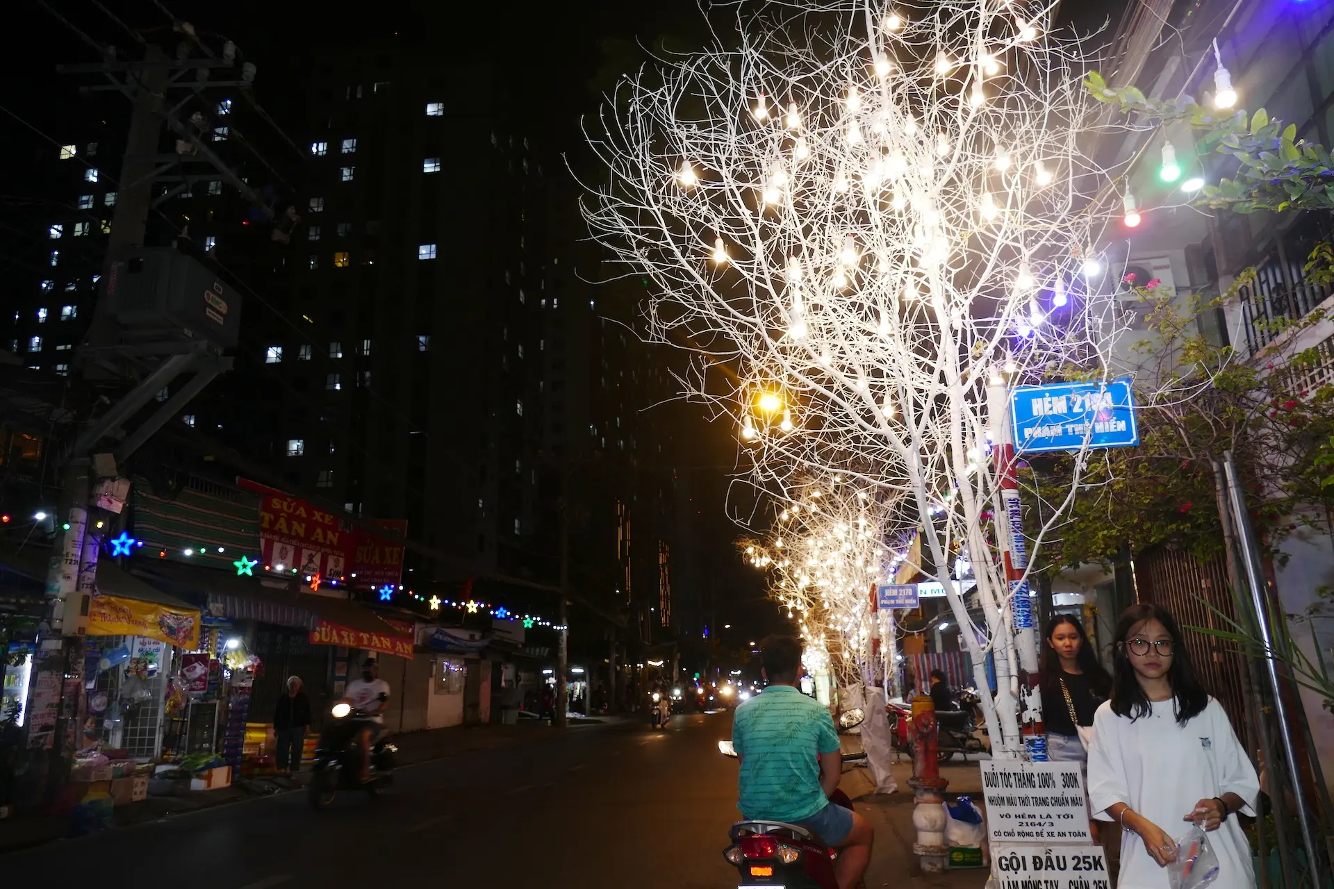 xavea1 noel 1 1671436842201897517880