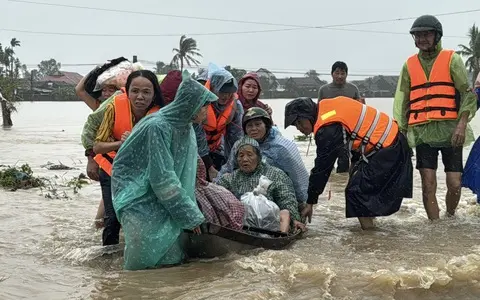 xxrd1g img3825 1763708092971697450578 160 173 1397 2151 crop 1763715318084682752900