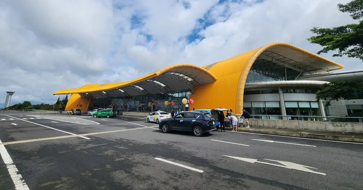 yxk1p0 cdn2 tuoitre vn san bay lien khuong 17160199239271543316987 137 0 1184 2000 crop 1719060846076502303033