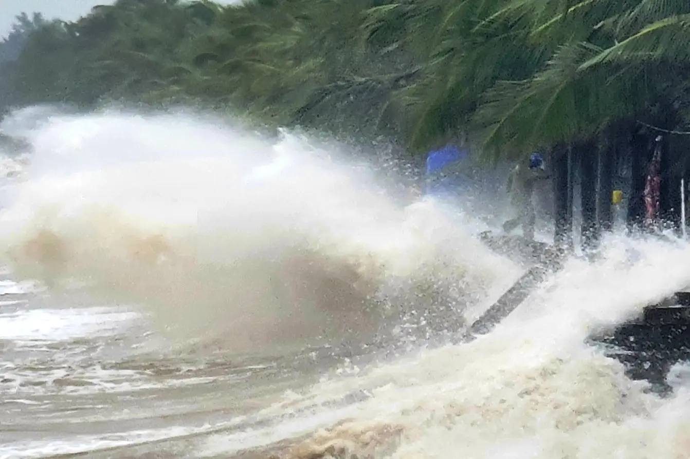 2pqob4 bien dong kha nang sap don bao gay mua lon xoi xa o mien bac 48290