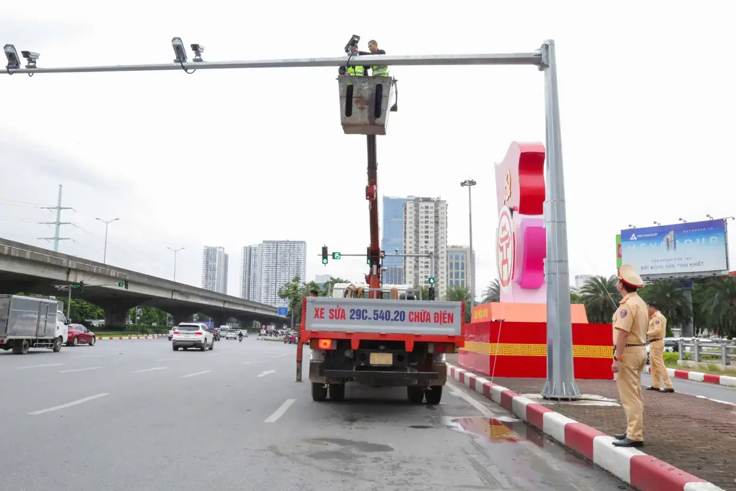 2tn8pq 116112456 camera ai 4