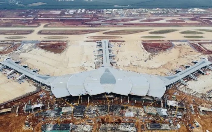 8gm5w3 9105f8de 7714 47fd aaa8 67652a39d177 1765755197710522006961 0 129 1400 2369 crop 17657572590501823270766