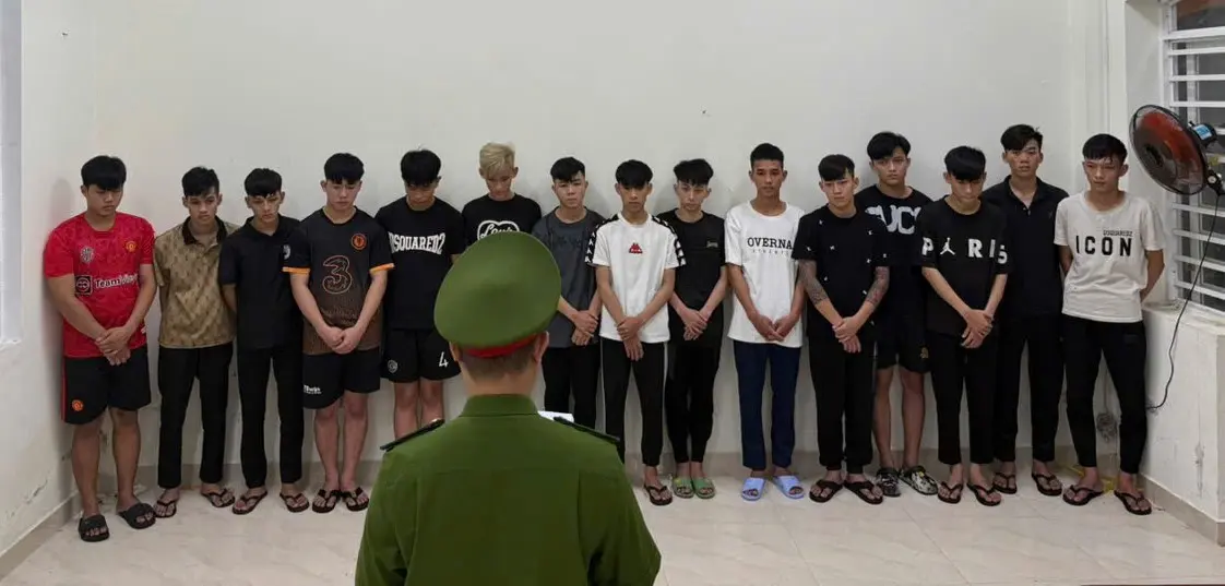 adh5re 5 11kt1 1762328852292887180658