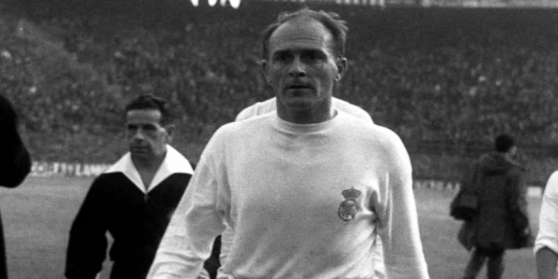 cau thu alfredo di stefano