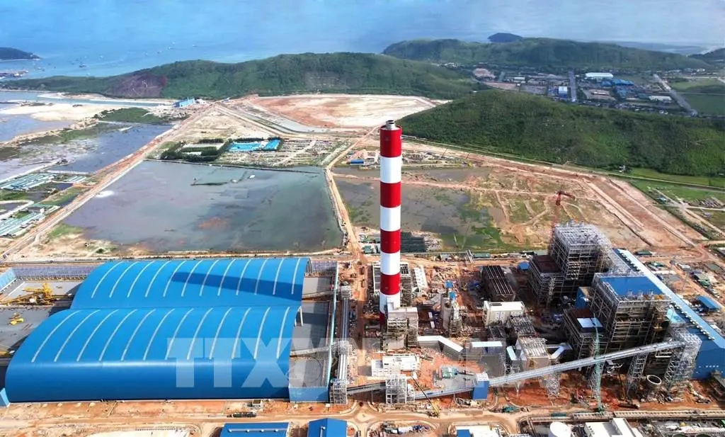 gjz5uk_165955-quang-tri-trao-quyet-dinh-dau-tu-nha-may-nhiet-dien-lng-quang-trach-iii.webp