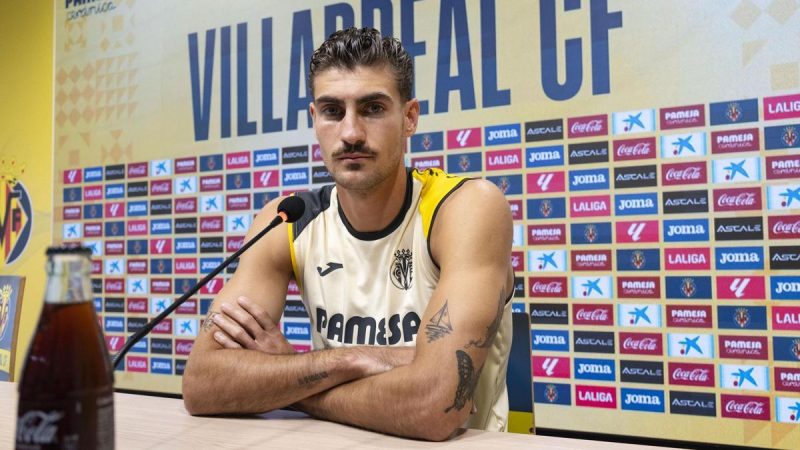 hanh trinh su nghiep tu nhung buoc di lang le den san khau lon