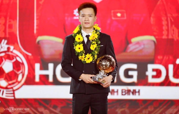 hoang duc nhan qua bong vang viet nam lan 3