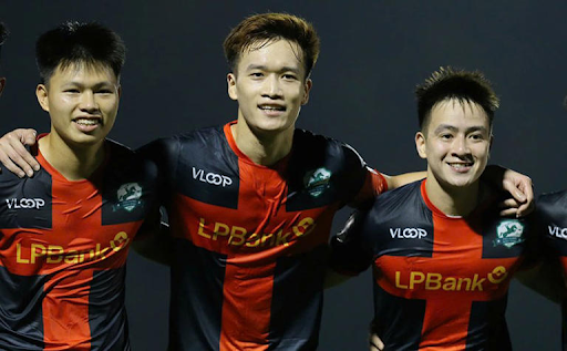 hoang duc nhan qua bong vang