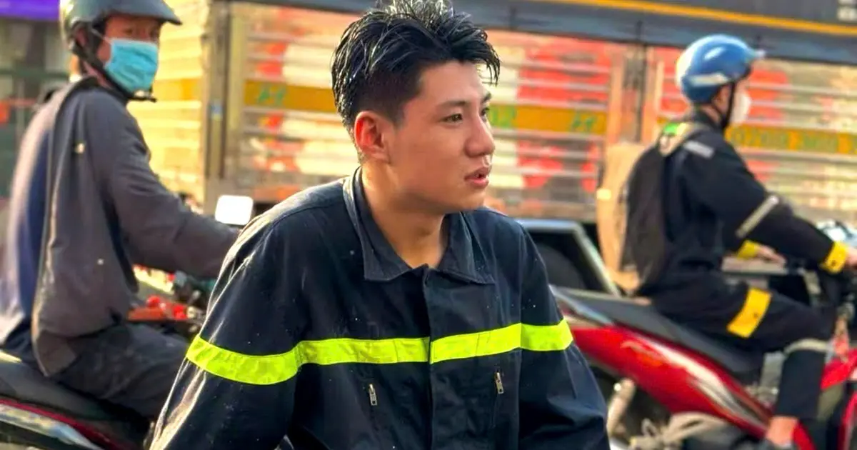 ovgn6k chien si canh sat pccc cong an tp hcm cuu nu sinh truoc mui xe container 5798 6734