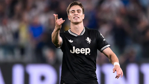 phong cach thi dau cua kenan yildiz