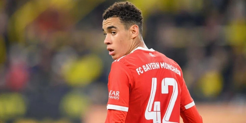 tac dong tu phong do jamal musiala